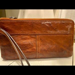 Frye double zip wristlet